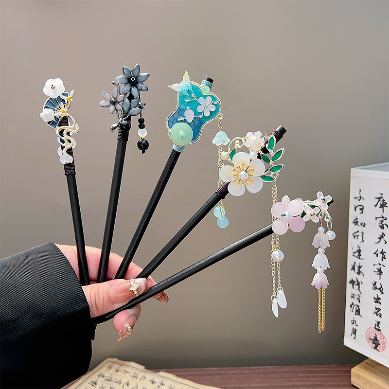 Classic Tassel Hair Stick Blac - огляд і ціна Jewelry Making Adults